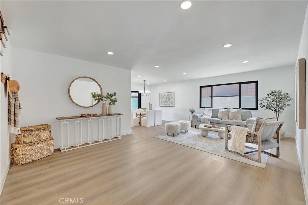 17392 Lido, Huntington Beach CA 92647 - Photo 7