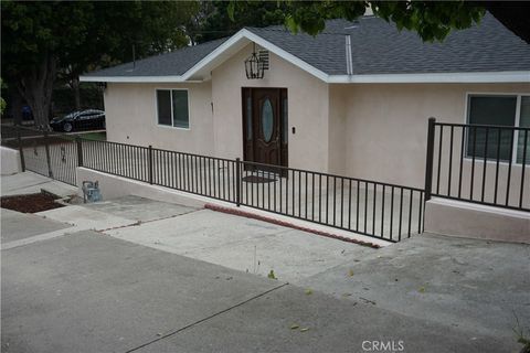 Photo of 535 Wentworth Avenue, Santa Barbara, CA 93101 (MLS # DW26034240)