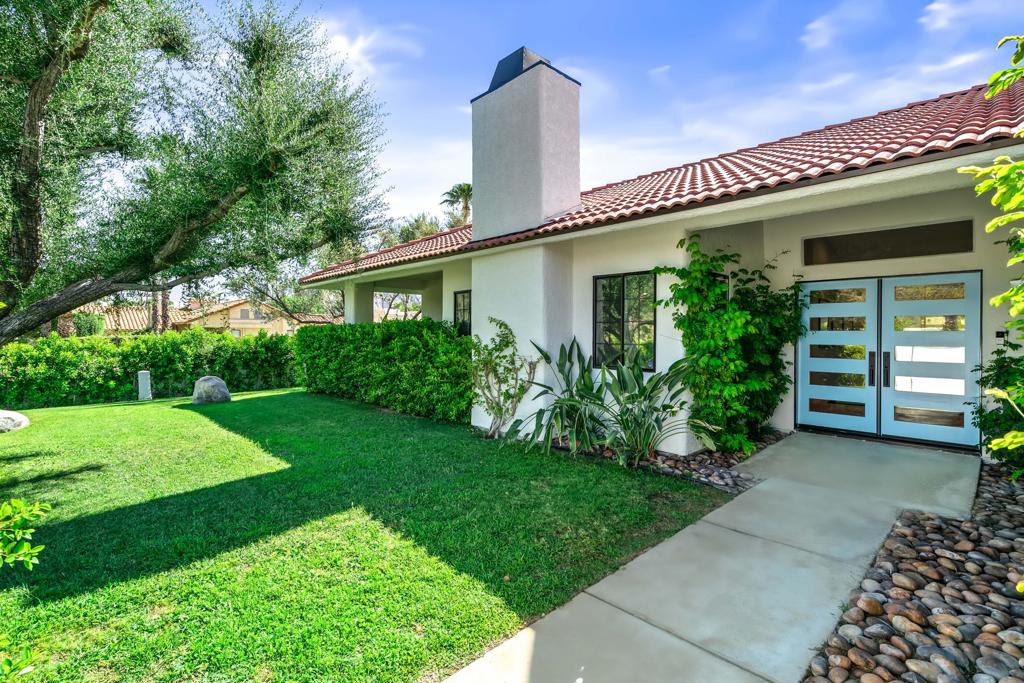1399 N Via Donna
