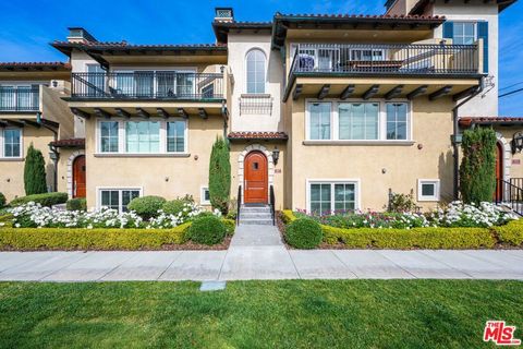 Photo of 201 S Avenue A #C, Redondo Beach, CA 90277 (MLS # 26660791)