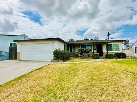 Photo of 400 E Fernfield Drive, Monterey Park, CA 91755 (MLS # WS26115726)