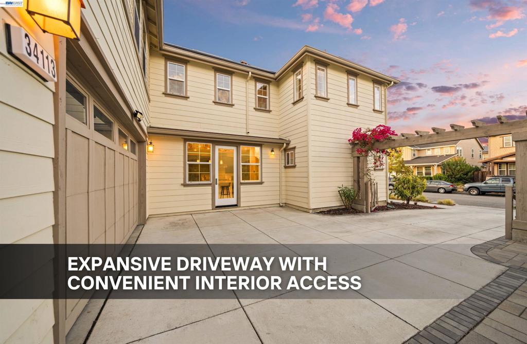 34113 Spur Way