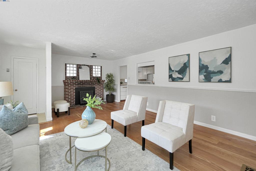 CASTRO VALLEY - Residential