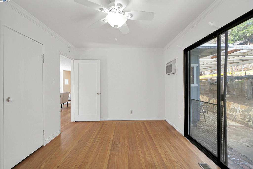 CASTRO VALLEY - Residential