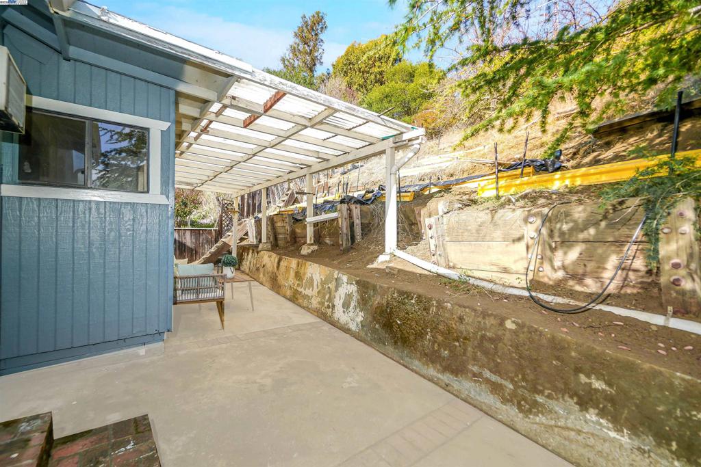 CASTRO VALLEY - Residential