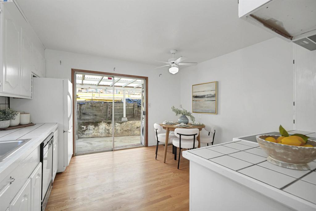 CASTRO VALLEY - Residential