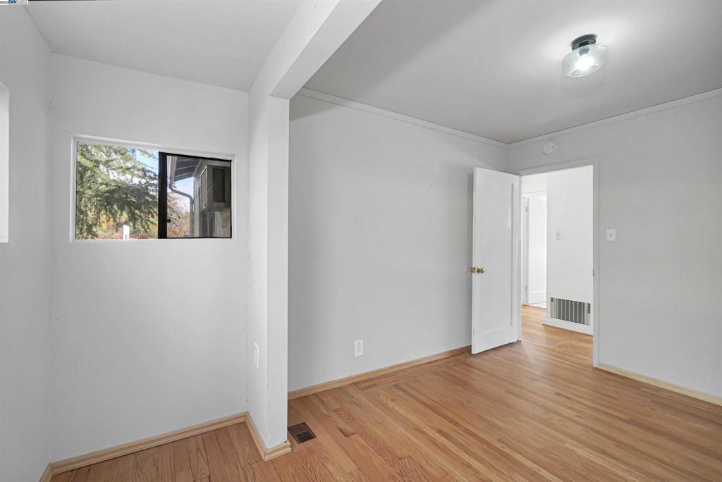 CASTRO VALLEY - Residential