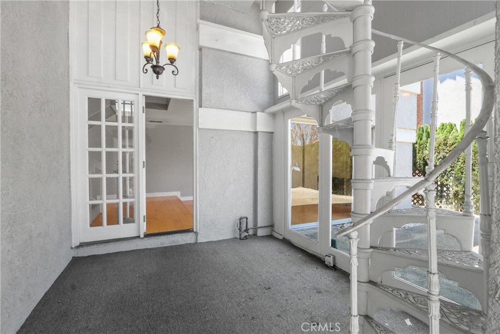3792 Claremont