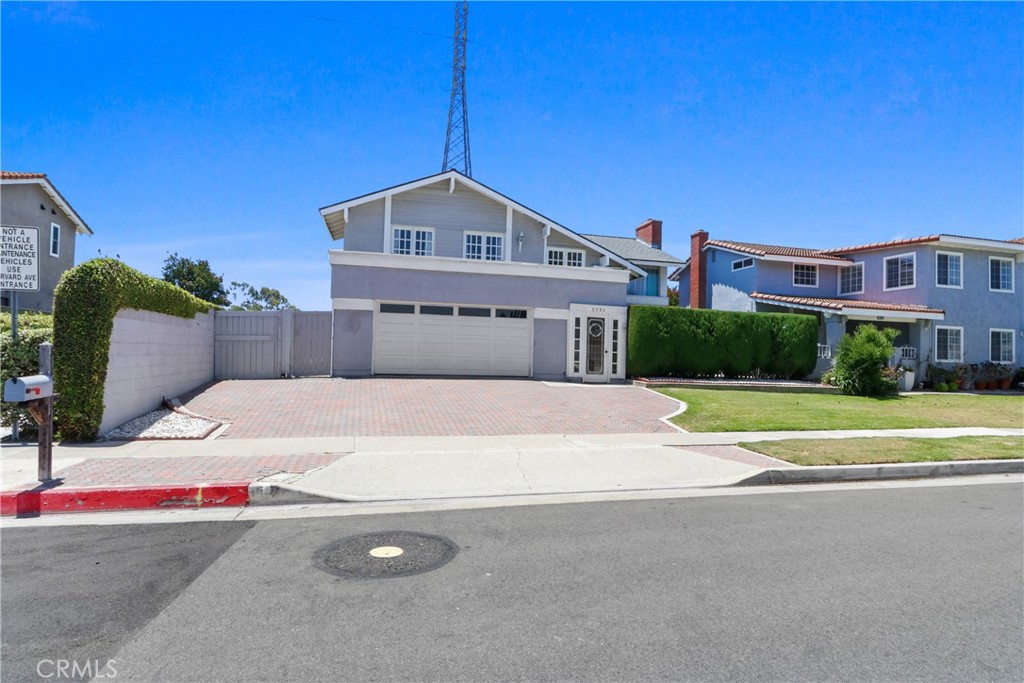 3792 Claremont