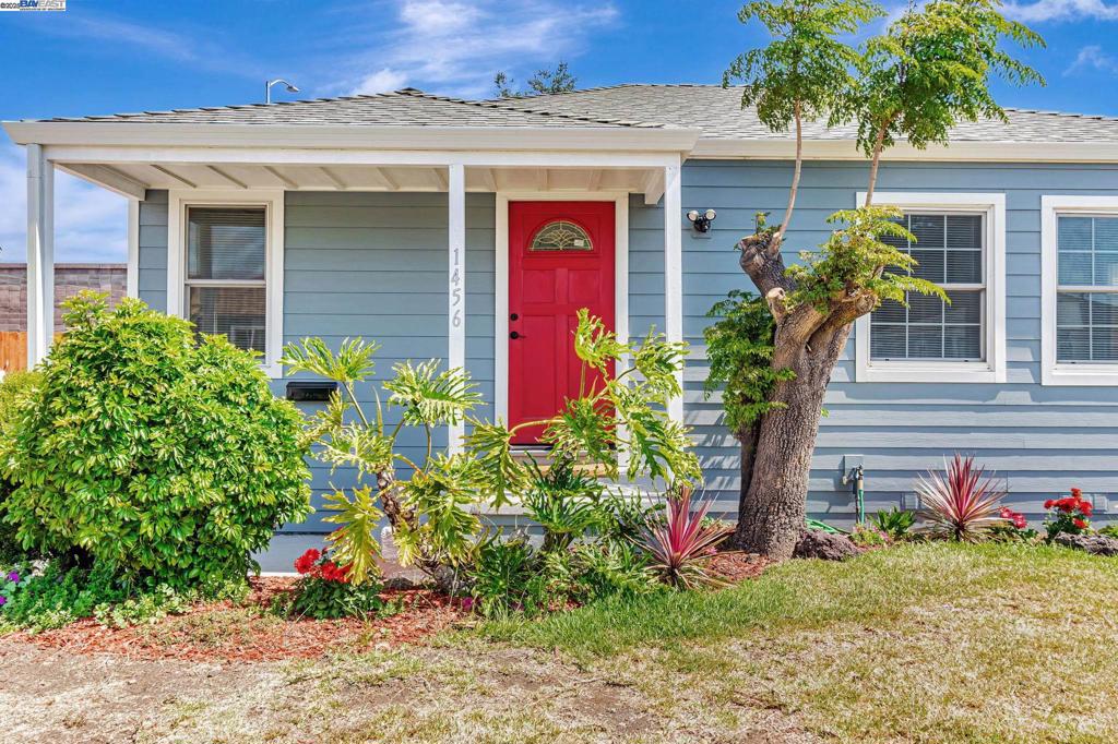 Beautiful home for an unbelievable price! New Roof, updated electrical main With permits! Dual pane windows, new hot water heater, termite proof siding. All appliances included! Immaculate home. Close to Costco and freeway access. Perfect for commuting! Staged and ready for your buyer! Offers due 9/9/25 @ 2:00PM