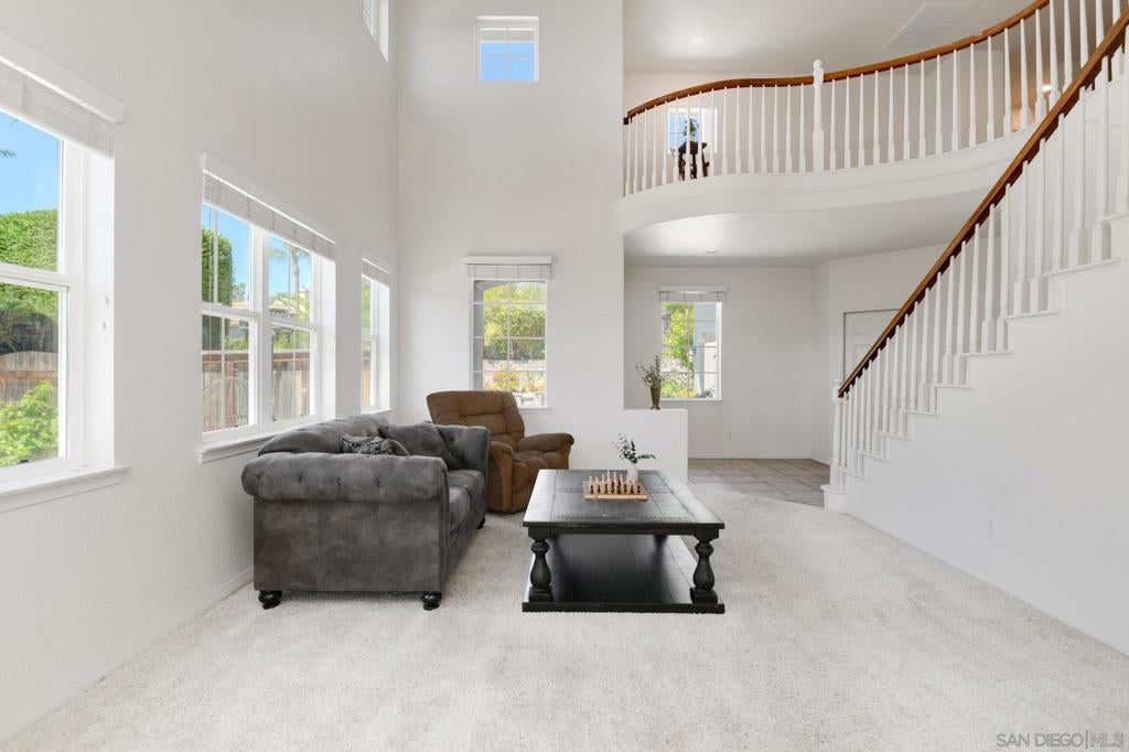 1595 Loma Alta