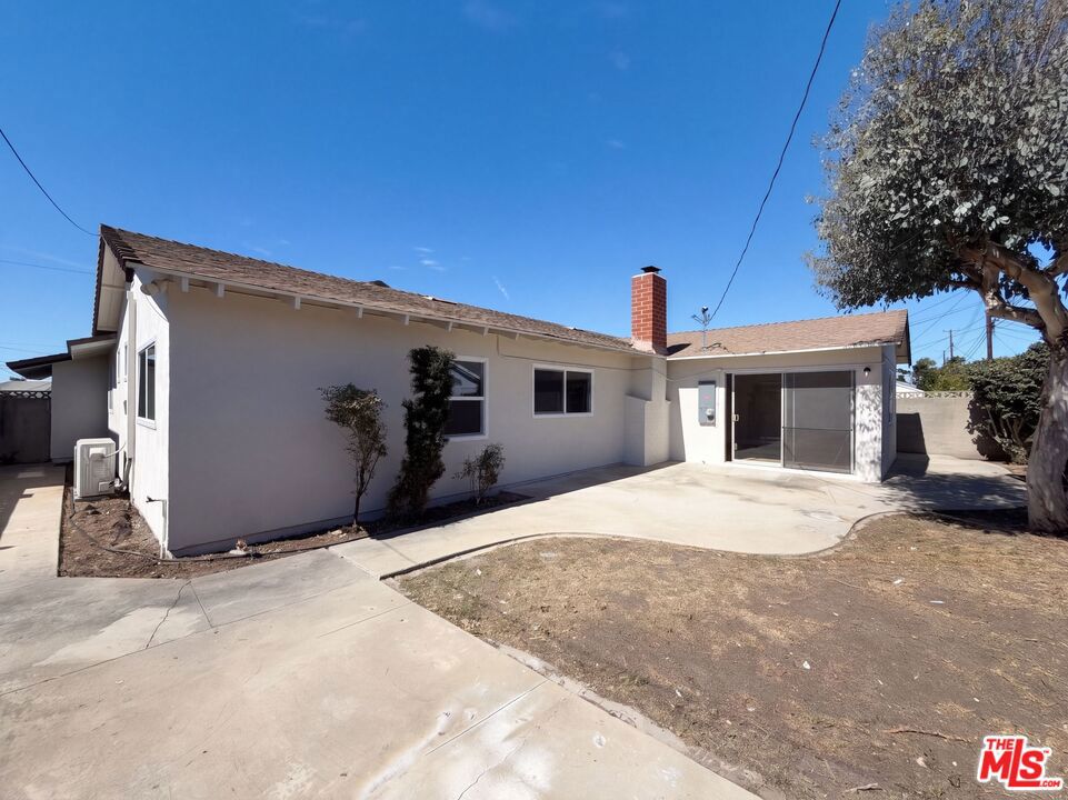 3520 S J Street