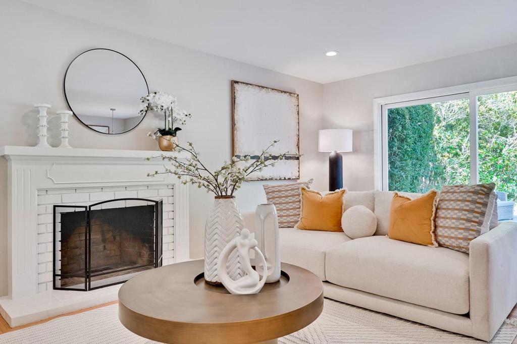 1634 Jamestown Drive