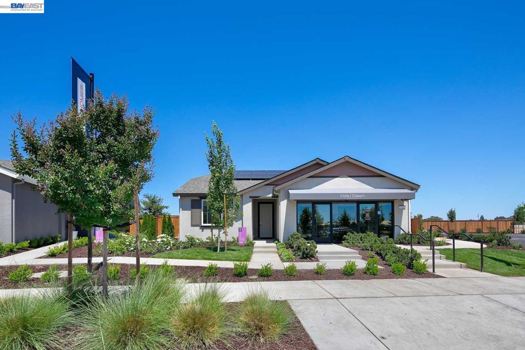 1306 Parkcrest Circle