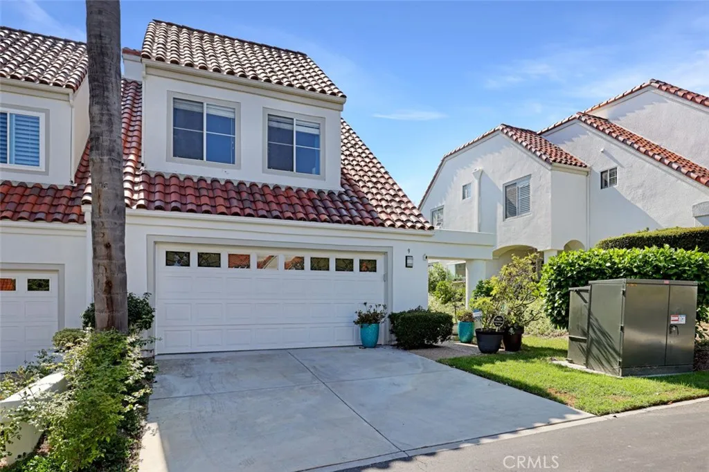 Dana Point, California 92629, United States, 3 Bedrooms Bedrooms, ,3 BathroomsBathrooms,Residential,Active,219588
