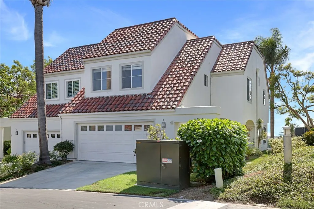 Dana Point, California 92629, United States, 3 Bedrooms Bedrooms, ,3 BathroomsBathrooms,Residential,Active,219588
