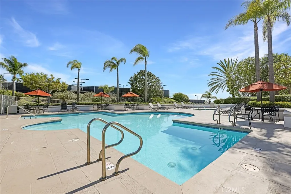 Dana Point, California 92629, United States, 3 Bedrooms Bedrooms, ,3 BathroomsBathrooms,Residential,Active,219588