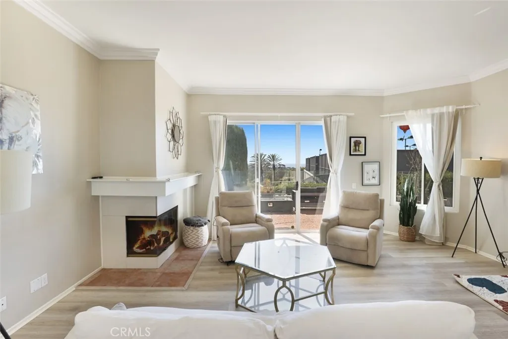 Dana Point, California 92629, United States, 3 Bedrooms Bedrooms, ,3 BathroomsBathrooms,Residential,Active,219588