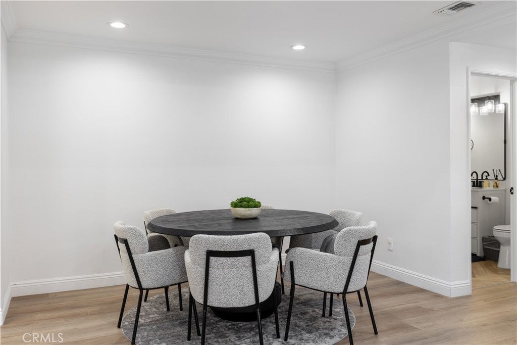 16702 Newberry