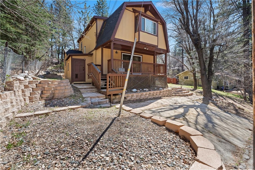 32799 Badger Ln