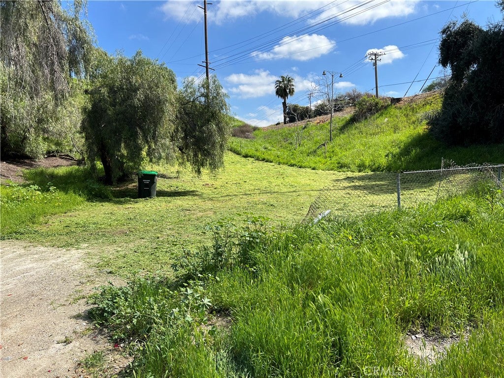 11300 San Mateo Drive