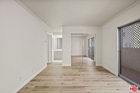 Photo of 1033 6TH Street #108, Santa Monica, CA 90403 (MLS # 25575237)