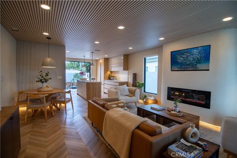 285 Ravenna Long Beach CA 90803