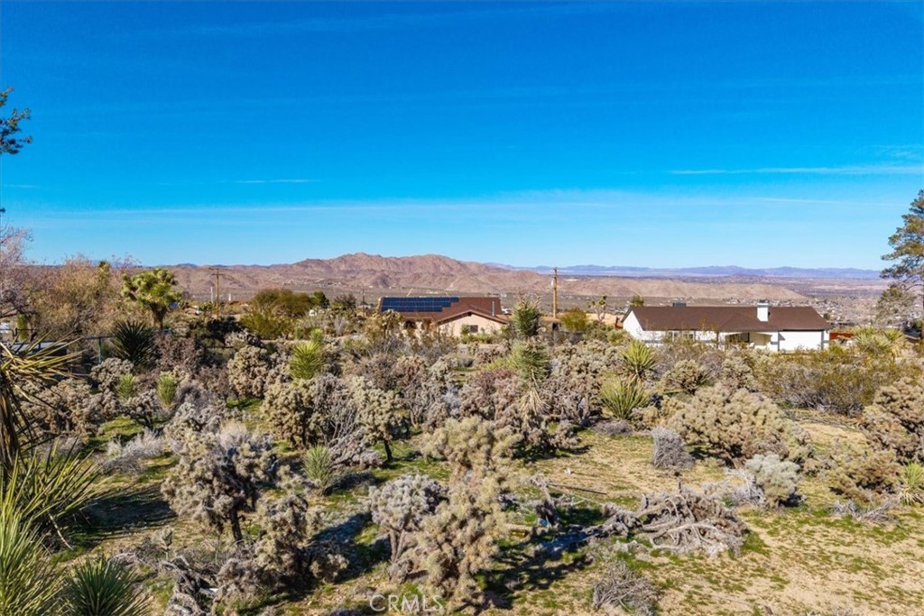 61017 Navajo Trail