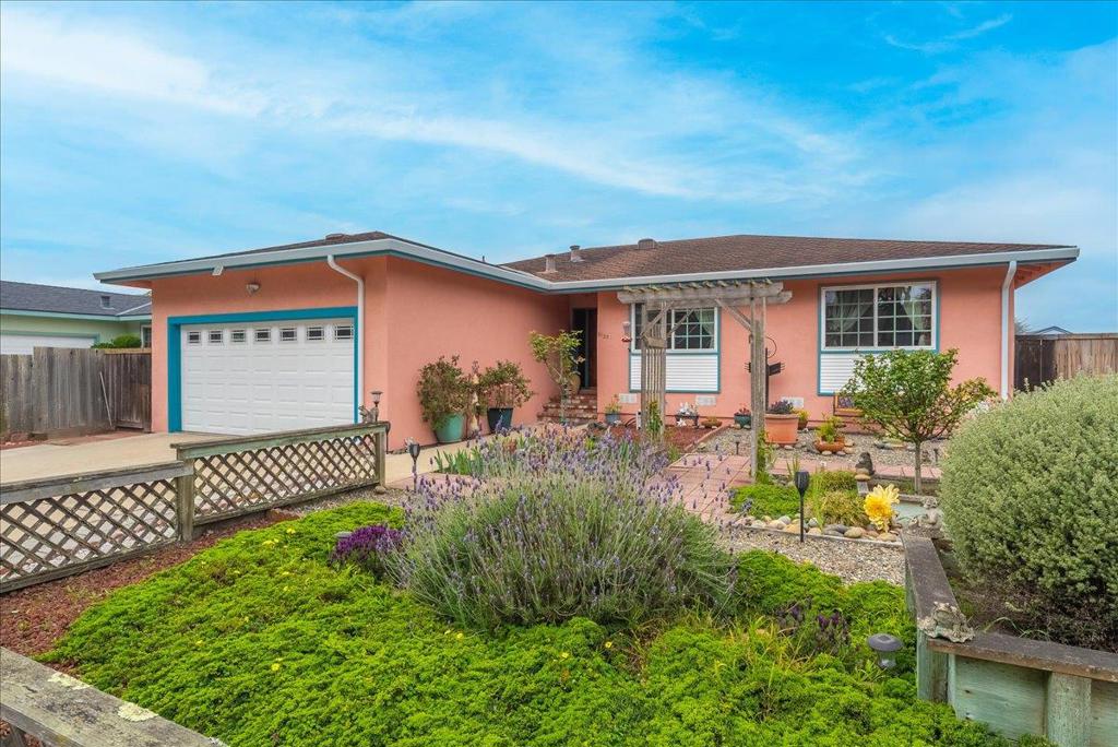 3127 Lake Drive
