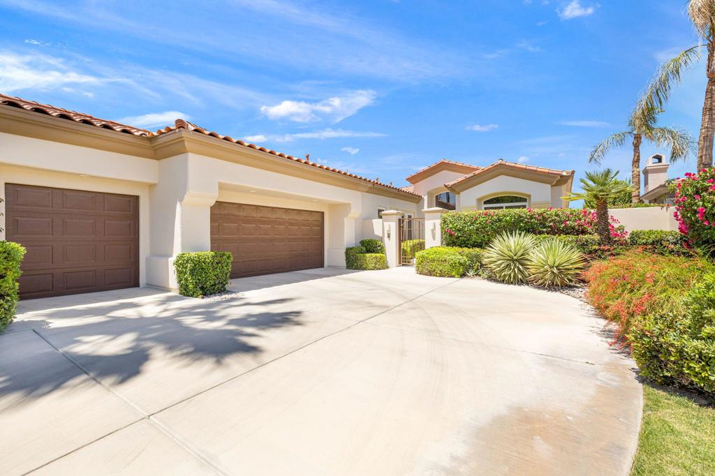 944 Mesa Grande Drive
