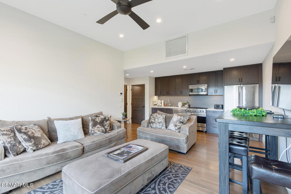 Lake Sherwood-762 - 762 - Residential