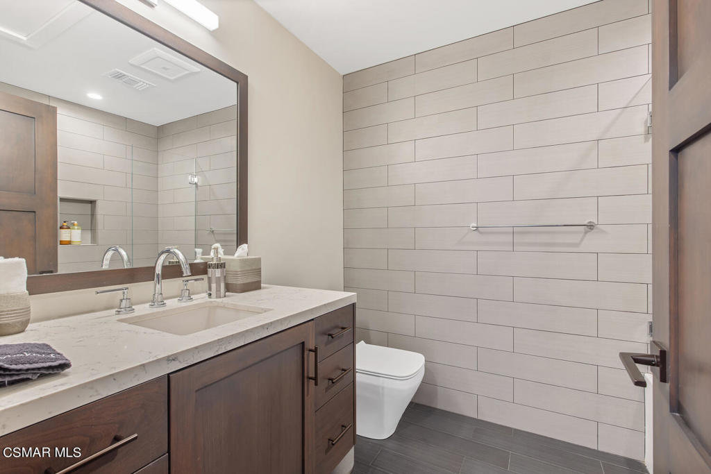 Lake Sherwood-762 - 762 - Residential