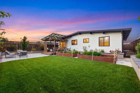 Photo of 1736 Hamlet Street, San Mateo, CA 94403 (MLS # ML82044135)