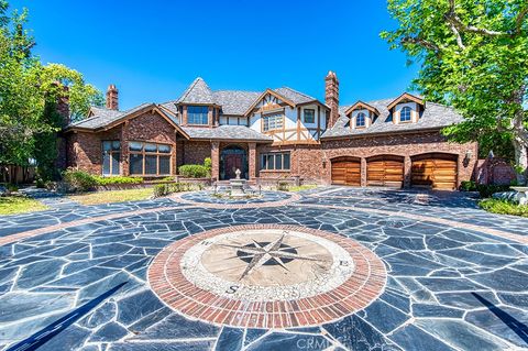 25962 Poker Flats Laguna Hills CA 92653