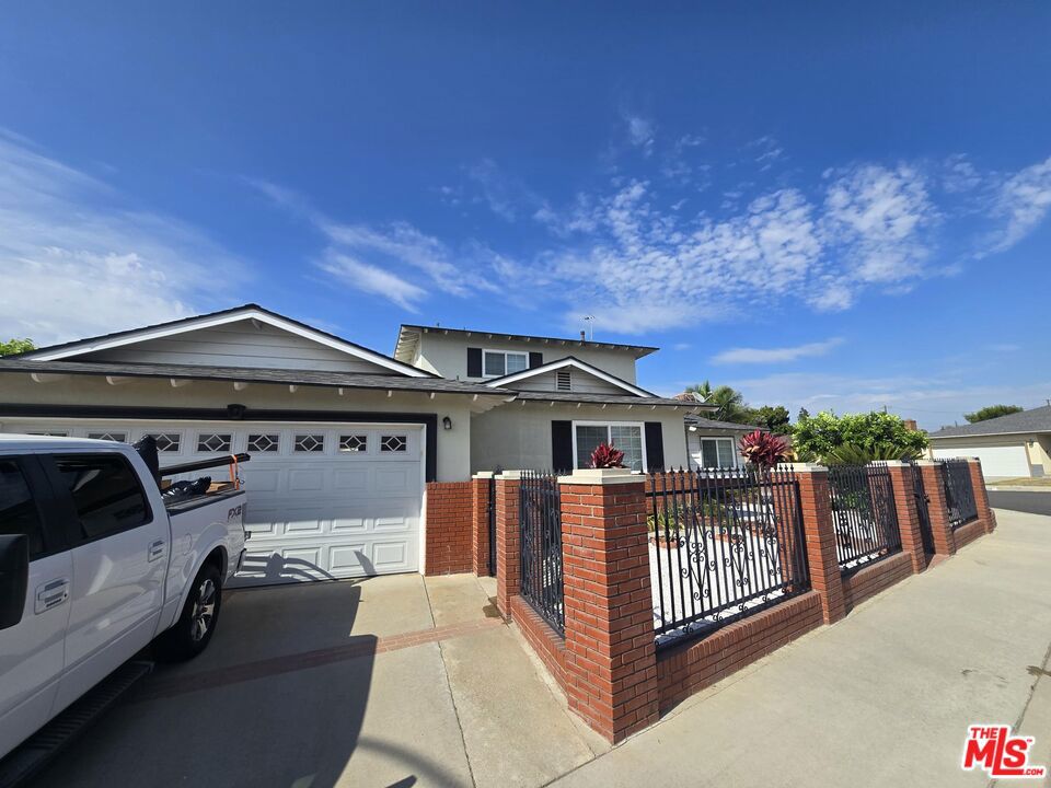 11515 Hallwood Drive