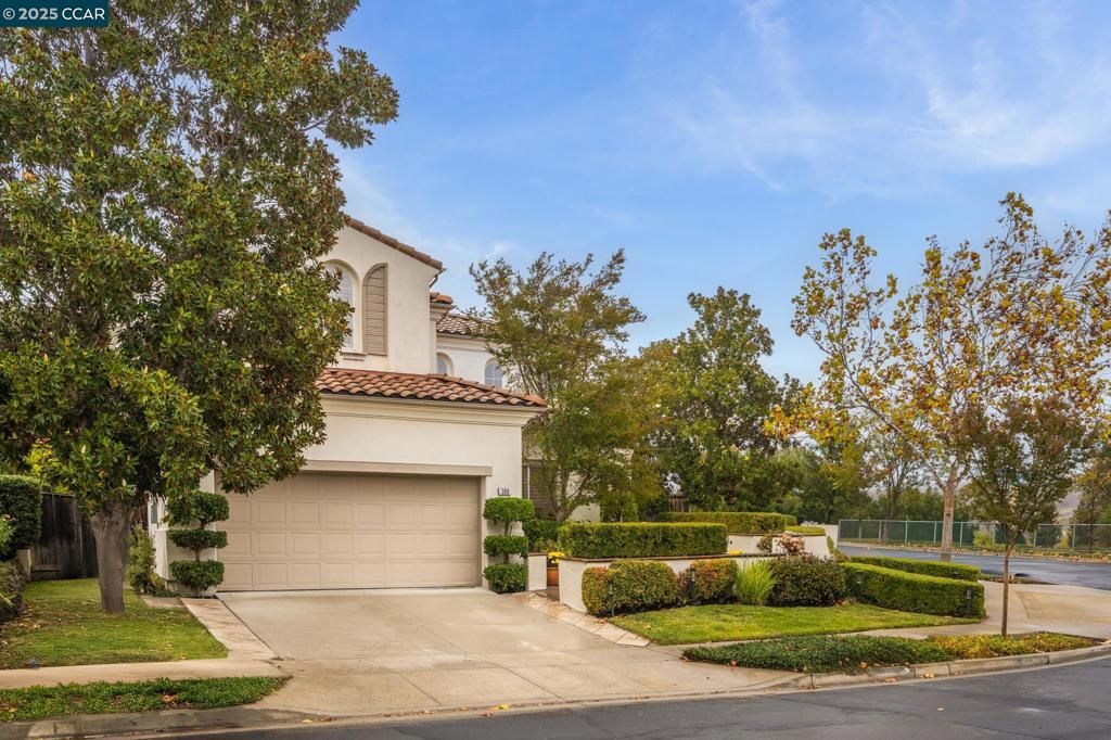 Photo of 300 Caraway Ct Ct, San Ramon, CA 94582 (MLS # 41116863)