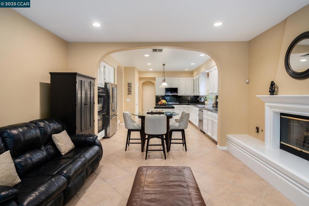 BRIDGES - Residential