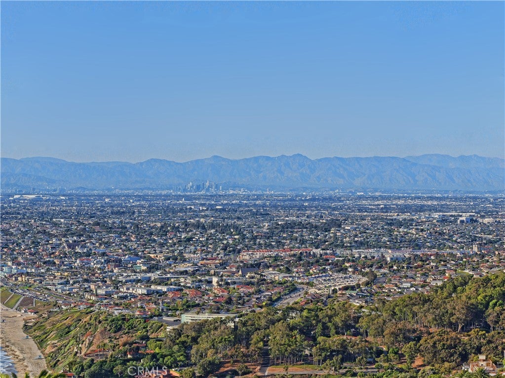 1905 Paseo Del Sol