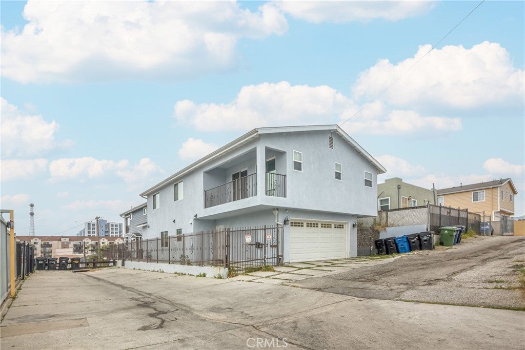 424 W 2nd