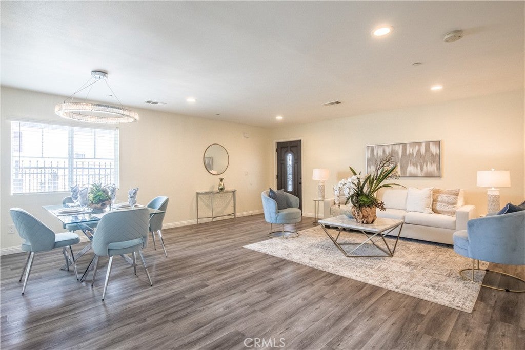 424 W 2nd