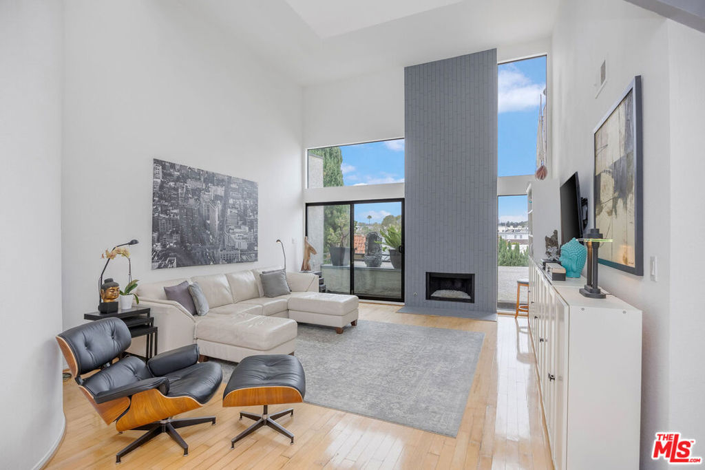 11982 Kiowa Avenue 307