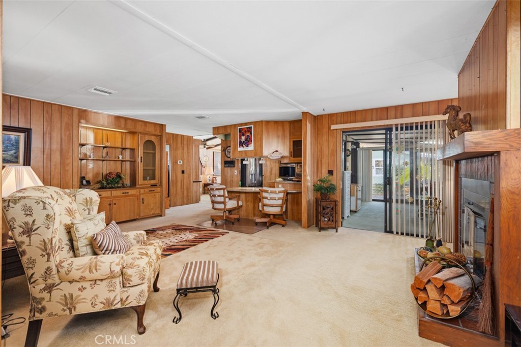 16444 Bolsa Chica 85