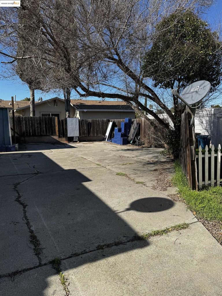 BAY POINTE - Residential