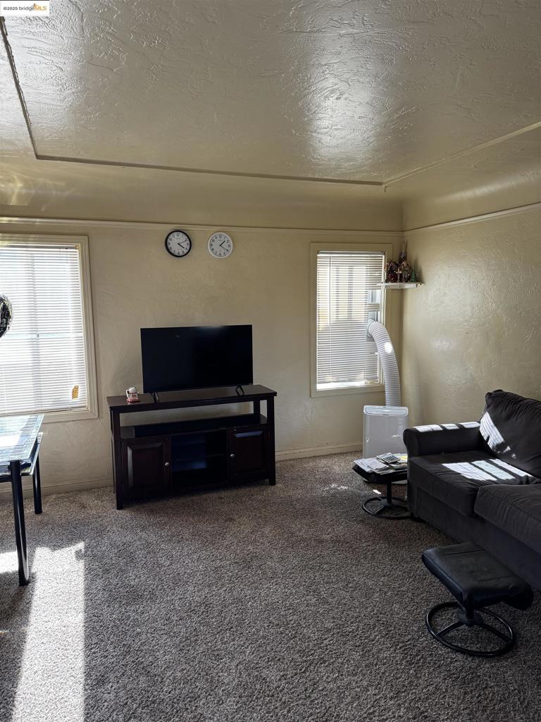 BAY POINTE - Residential