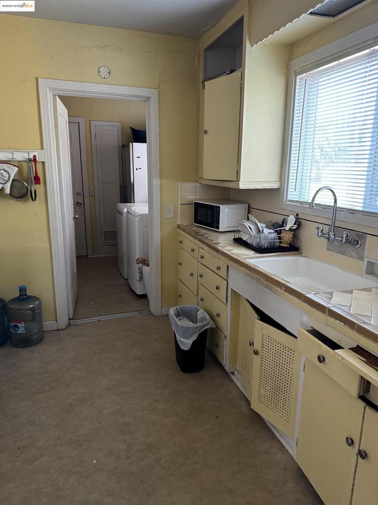 BAY POINTE - Residential