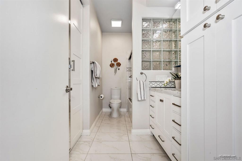 Mira Mesa - Residential Lease