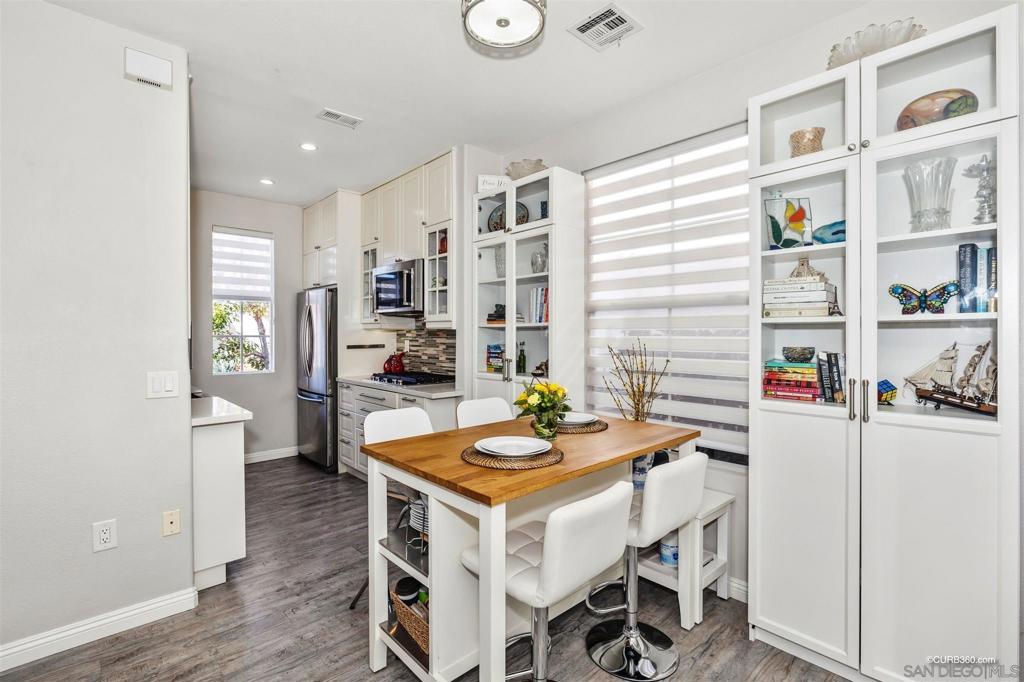 Mira Mesa - Residential Lease