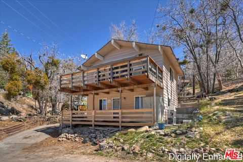 Photo of 33436 Music Camp Road, Apple Valley, CA 92308 (MLS # 26667971)