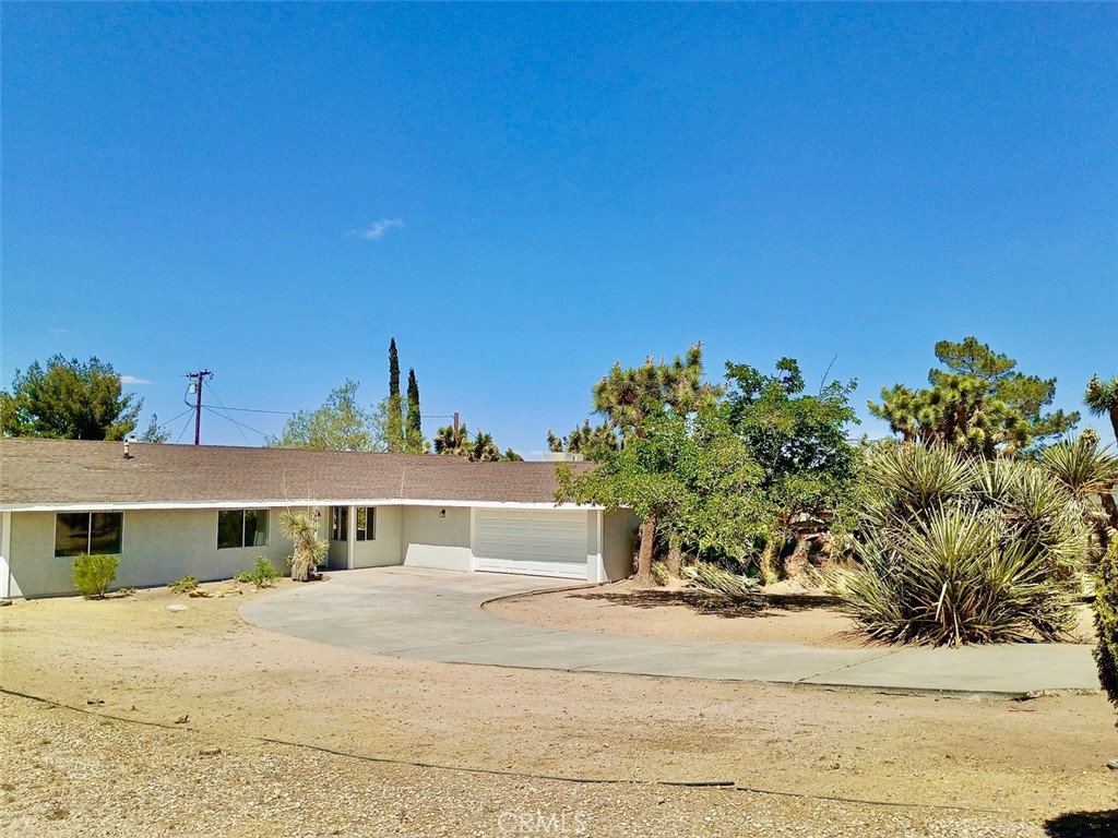 56634 Mountain View Trail