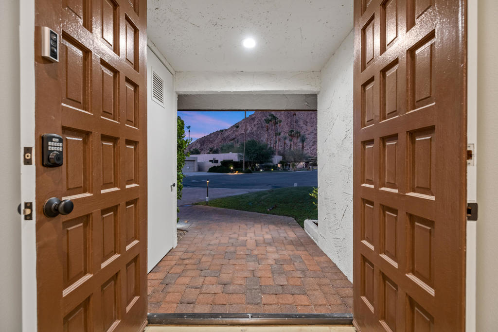 Indian Wells C.C. - Residential